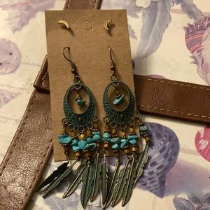 NWT.Boho Earrings